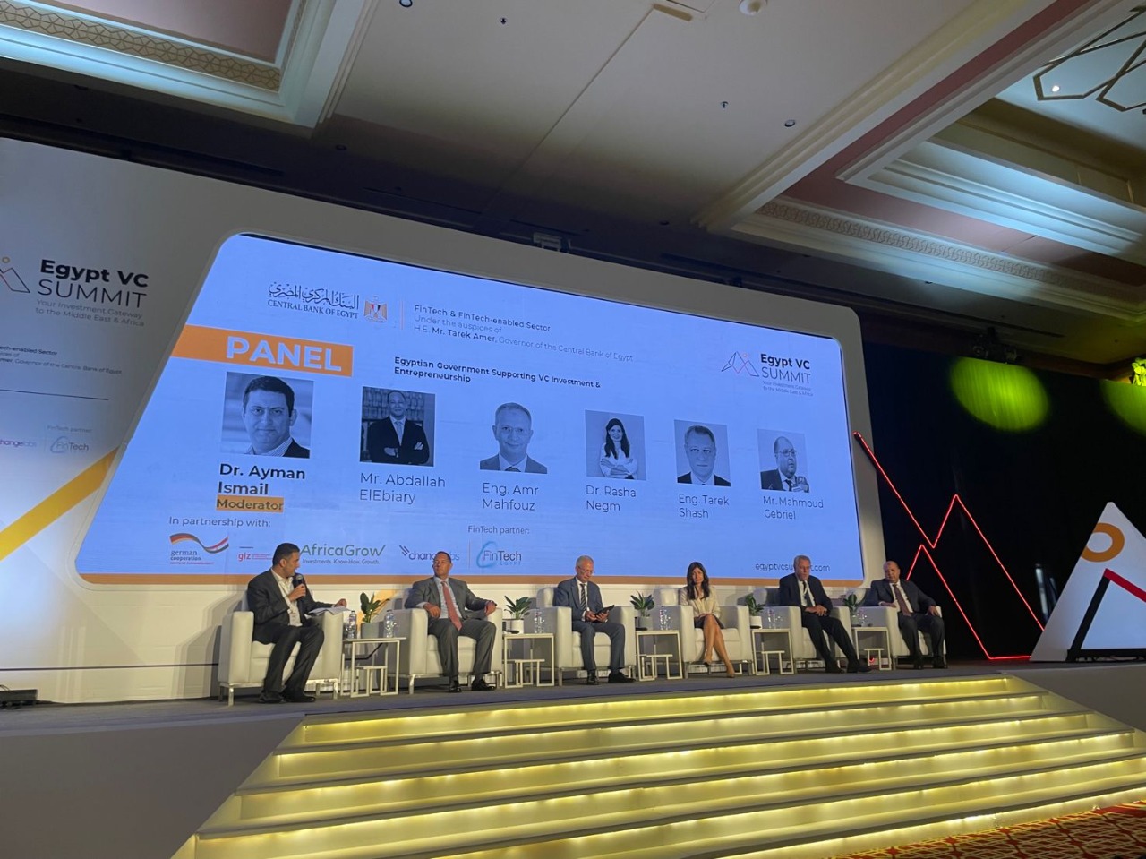 d06878a3-c9a2-4d06-82a5-75fec0b17ea8