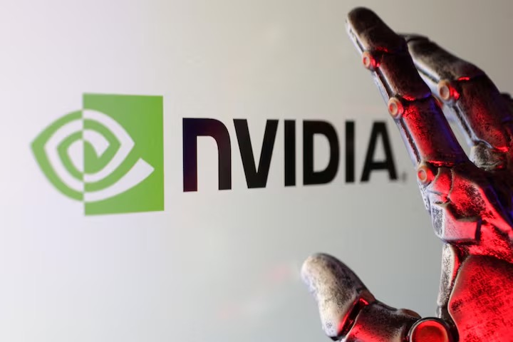 شركة «Nvidia» الأمريكية قد تخسر 5.5 مليار دولار بسبب قيود تصدير رقائق الذكاء الاصطناعي إلى الصين