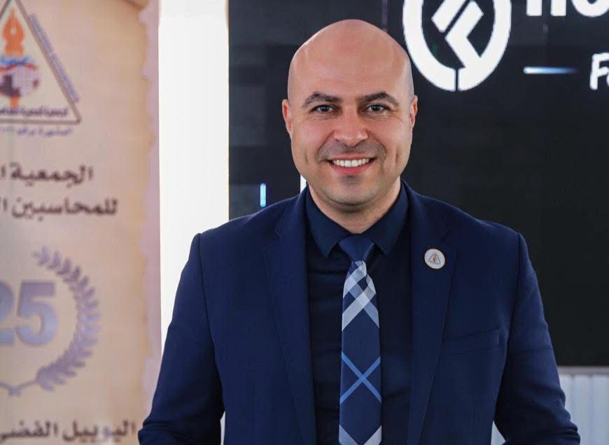 الجمعية المصرية للمحاسبين القانونيين تكرم المحاسب القانوني «رامي فتح الله» في احتفالية اليوبيل الفضي (2000 – 2025)