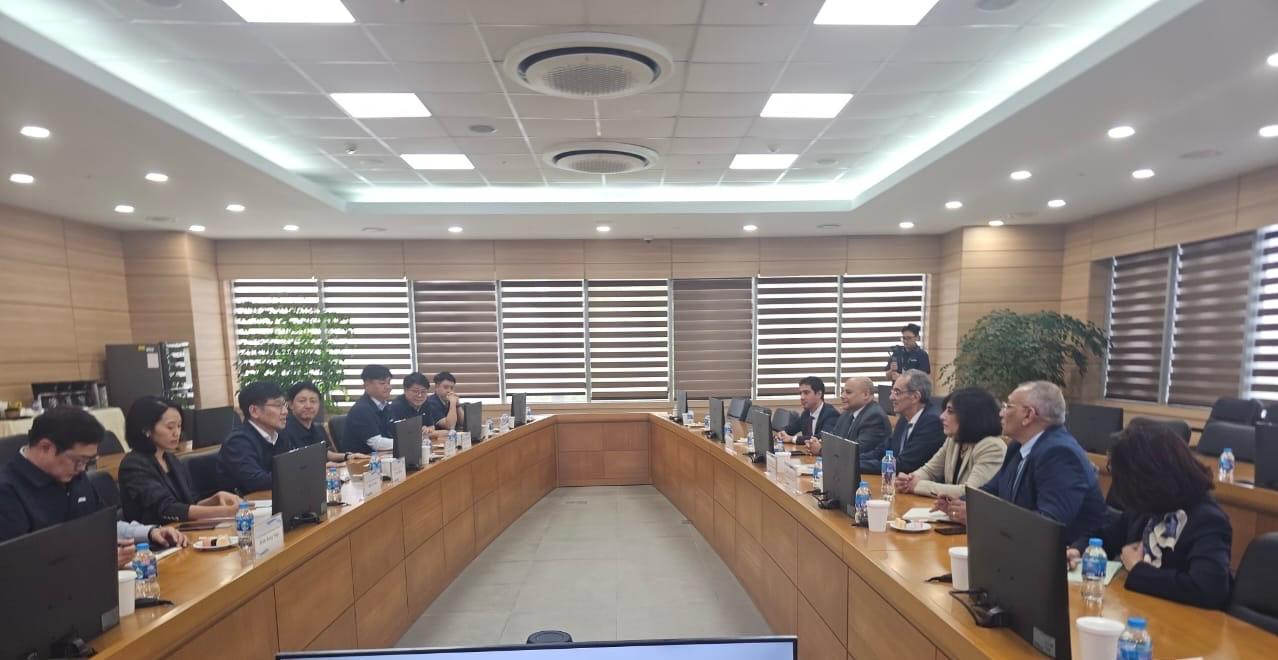 «وزير الاتصالات المصري»