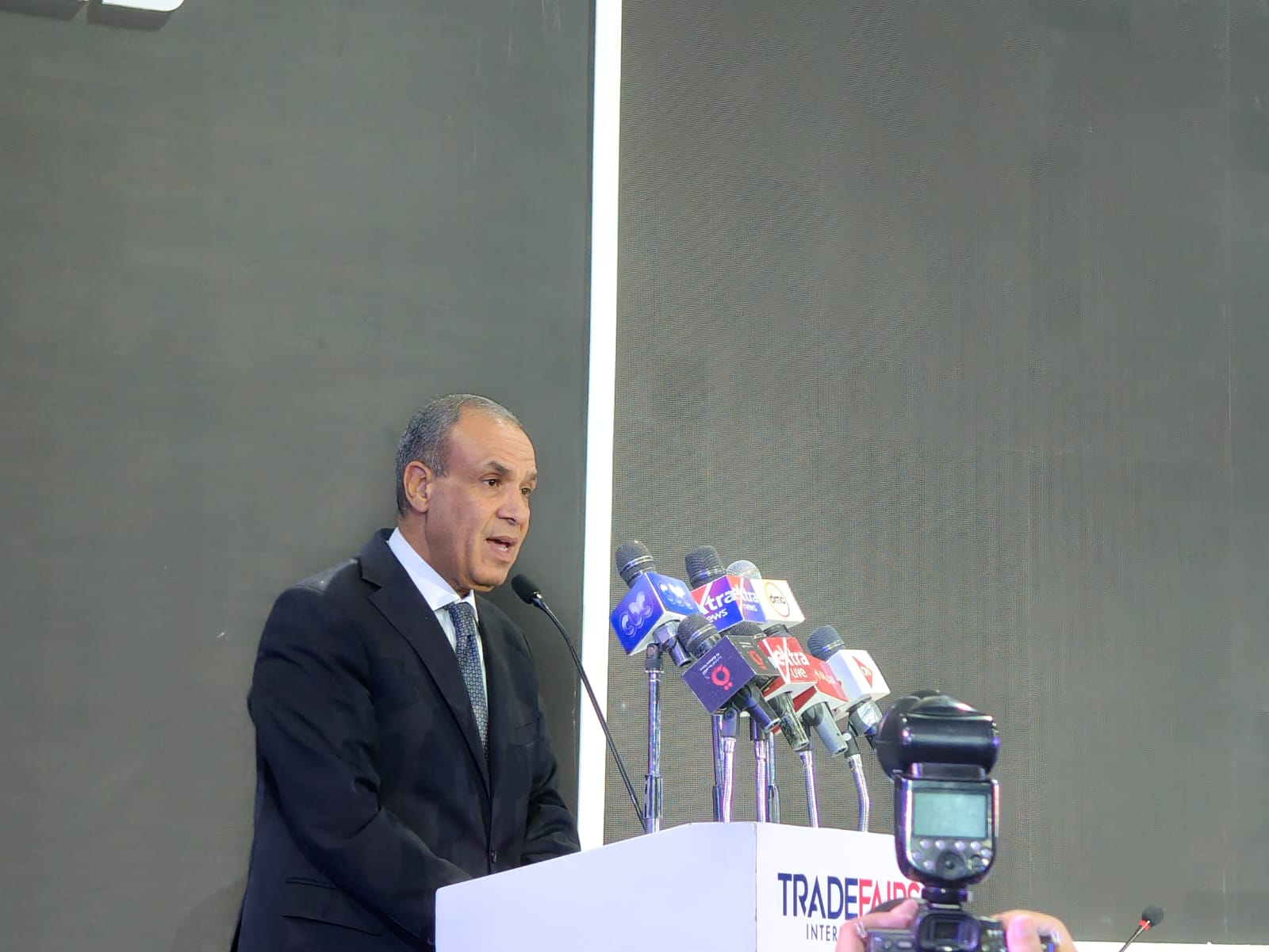 وزير الخارجية المصري