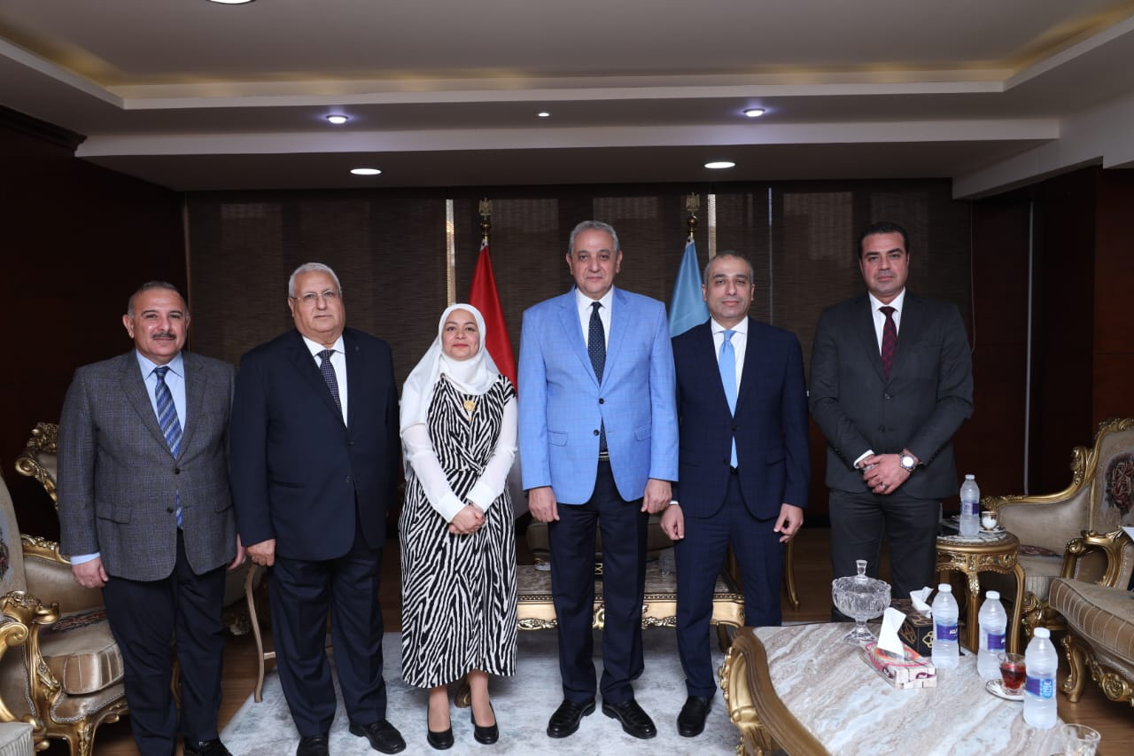 الرئيس التنفيذي